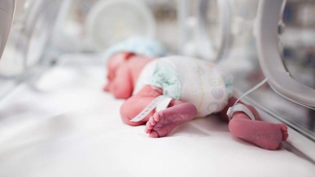 Baby Born At 35 Weeks Your 35 Week Preemie Peanut baby-born-at-35-weeks-your-35-week-preemie-peanut
