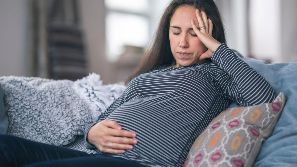 What To Know About Food Poisoning While Pregnant | Peanut