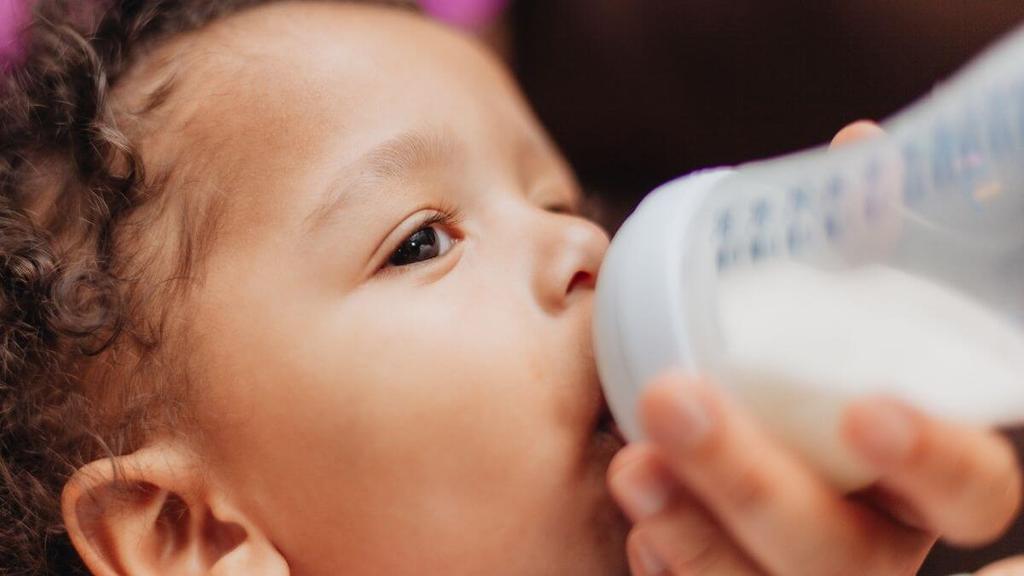 When Do Babies Stop Drinking Formula Peanut