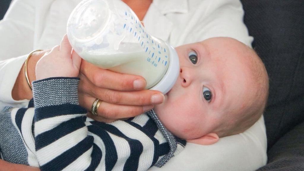 Which Baby Bottles are the Best? According to a Lactation Expert Peanut