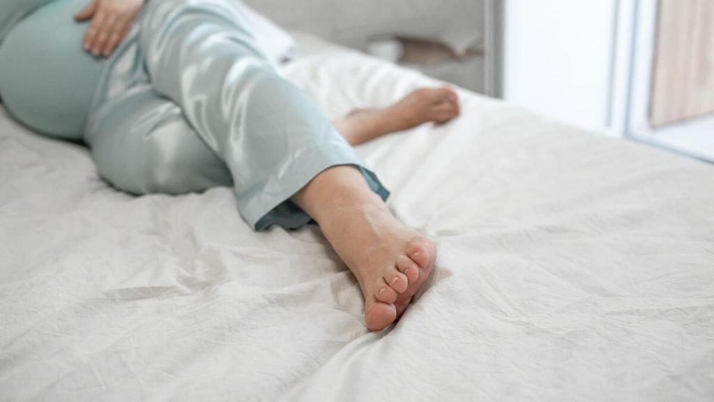 Restless Legs Syndrome in Pregnancy? Here’s What to Do Peanut