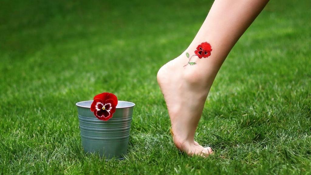 45 Awesome Foot Tattoos for Women  StayGlam