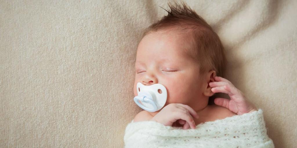 What is the Best Pacifier for a Newborn? Peanut