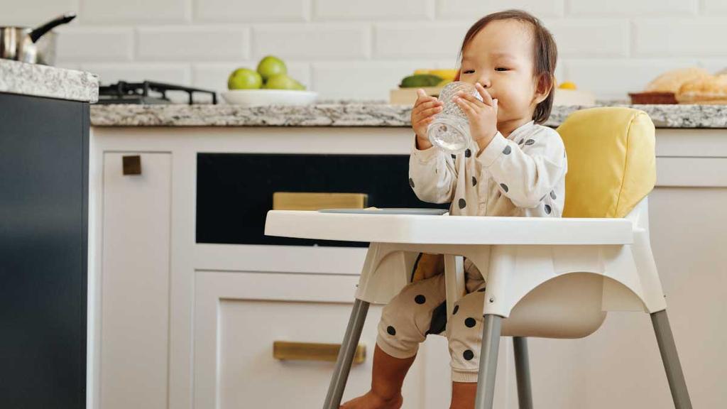 When Can Babies Drink Water? Peanut