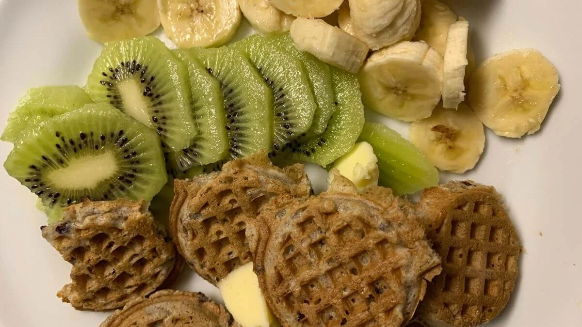 Blueberry waffles with fruit