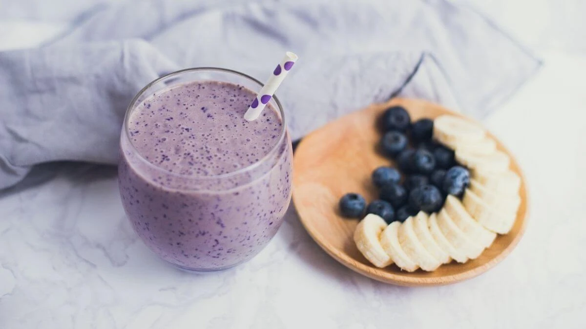 Blueberry pie smoothie