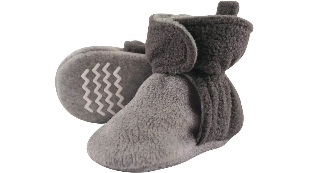 Hudson Baby Unisex Baby Cozy Fleece Booties