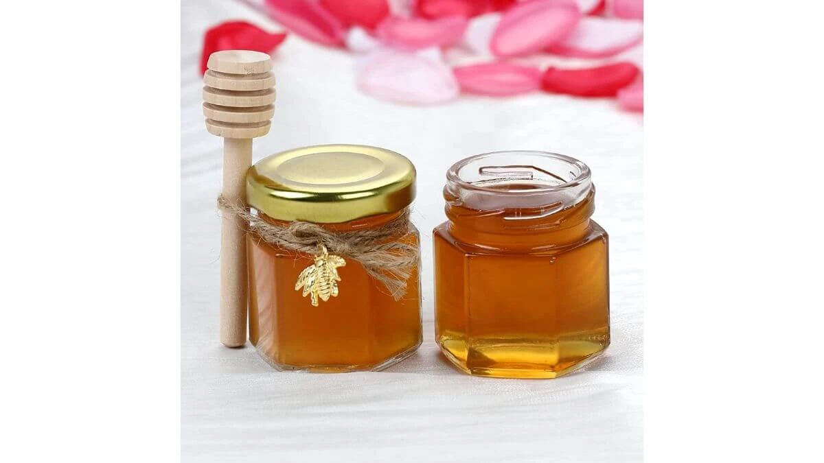 Baby shower favors Honey or jam