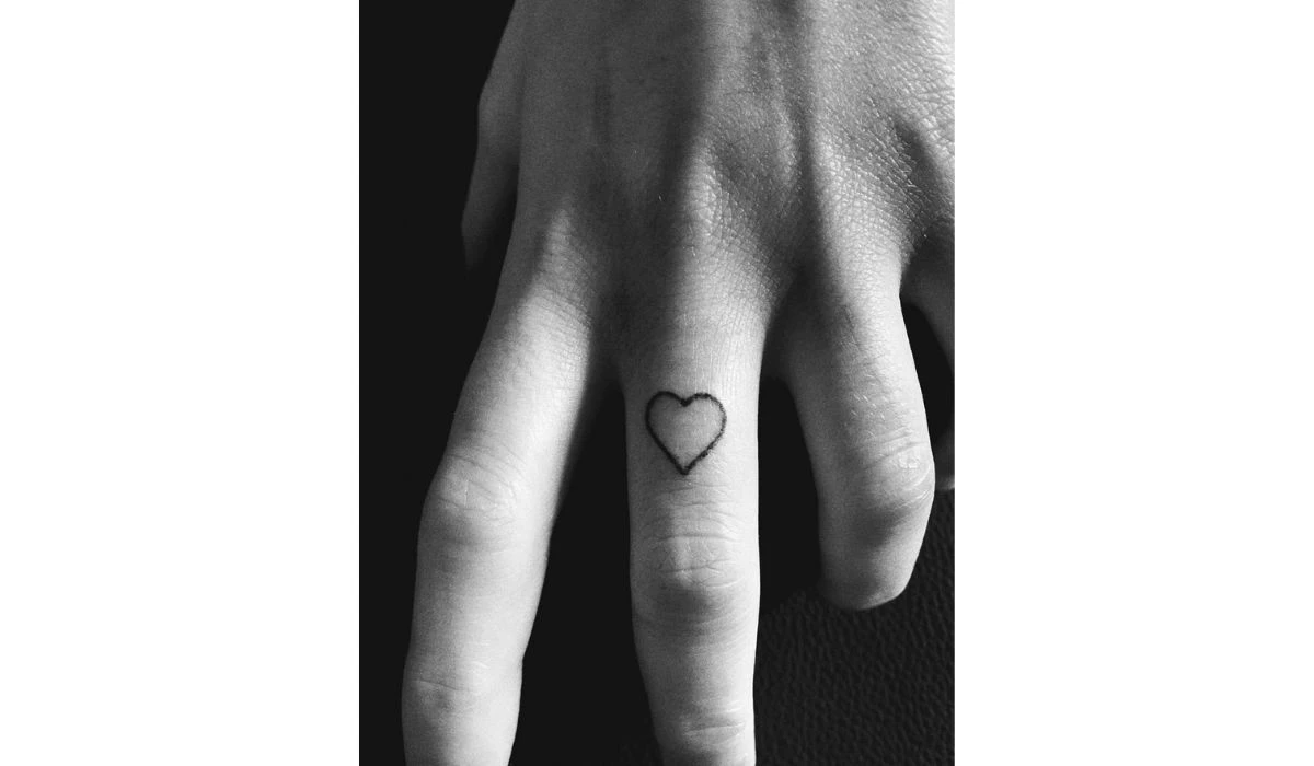 heart finger tattoo