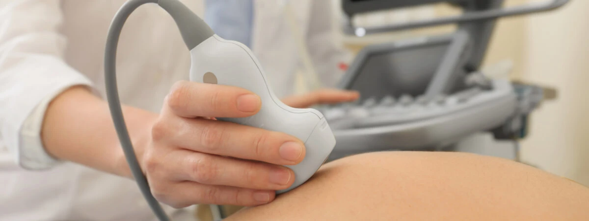 woman-at-ultrasound-appointment