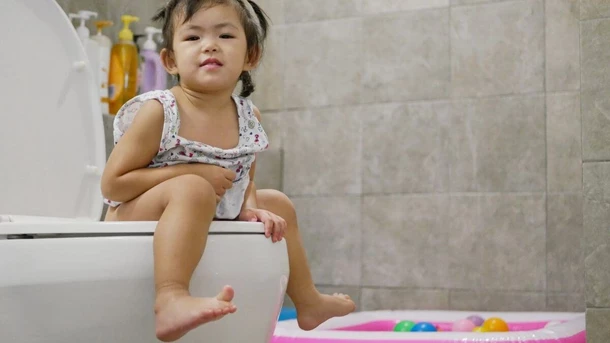 How to Potty Train A Girl