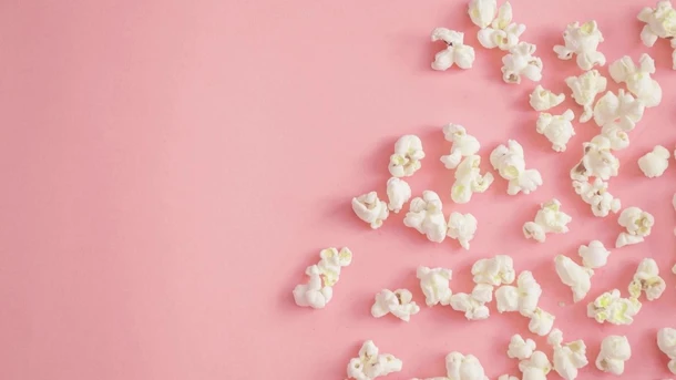 can you eat popcorn while pregnant
