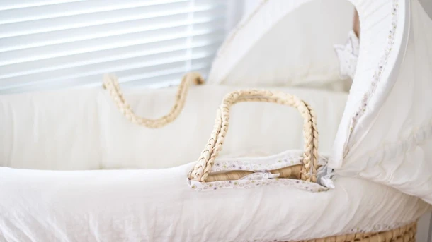 Bassinet vs Crib