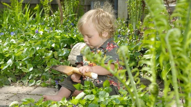 Outdoor toys for toddlers gardening tools