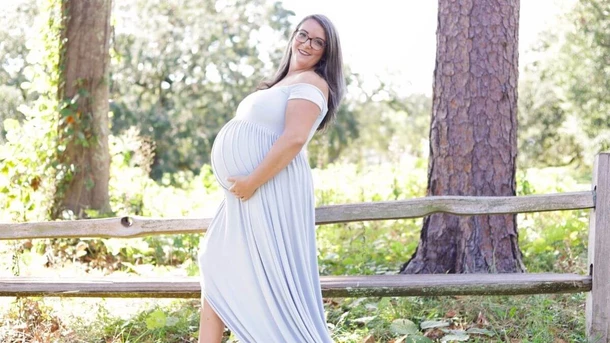 Maternity photoshoot dresses