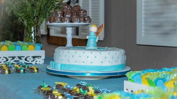 Winter baby shower themes for a boy