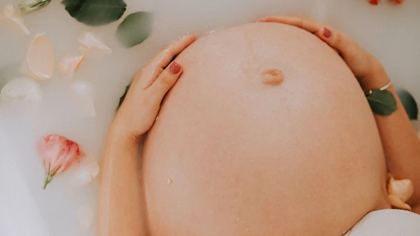 Milk Bath Maternity Shoot