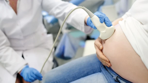 Pregnant woman ultrasound