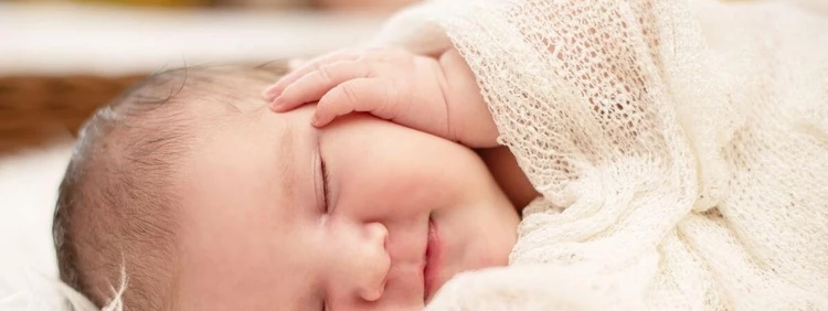 123 Baby Girl Names That Start with V