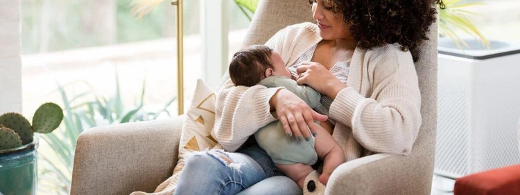 Life With A Newborn: Tips from Moms Who Have Been There