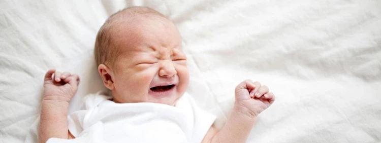 Cómo calmar a un bebé llorando
