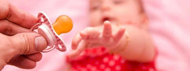 When to Introduce a Pacifier to Your Little One