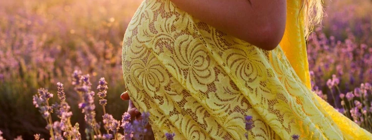 16 Stylish Summer Maternity Clothes