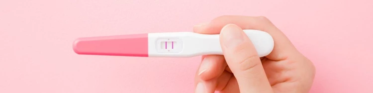 Two lines positive pregnancy test picture