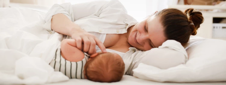 Top Tips for Breastfeeding with Large Breasts