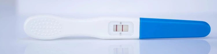 Two lines positive pregnancy test pictures