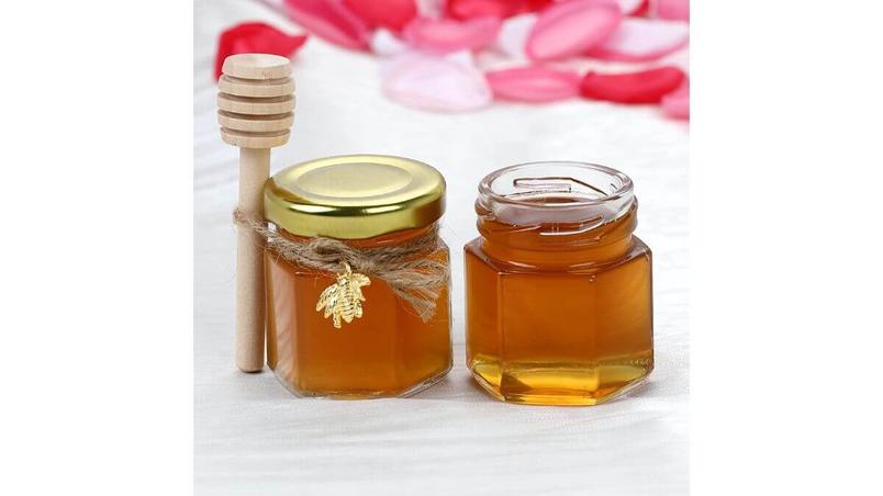 Baby shower favors Honey or jam
